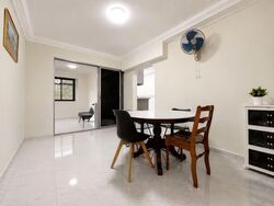 Blk 832 Woodlands Street 83 (Woodlands), HDB Executive #560729321